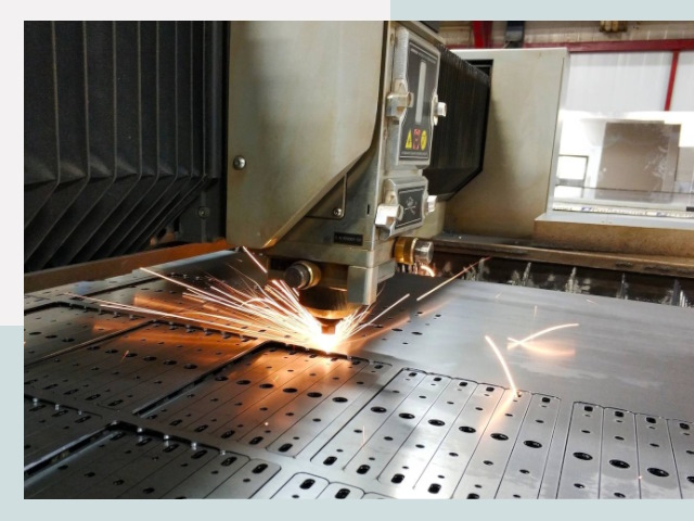 Лазерная резка металла в Пыти-Яхах от 610 руб.